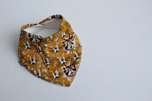 Organic Bandana Bib - Lions and Tigers